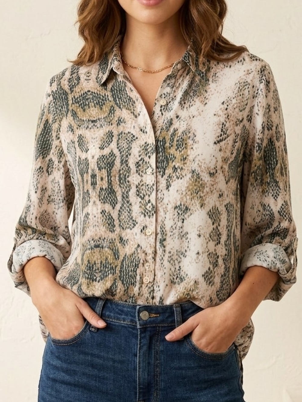 Como Vintage Multicolor Snake-Pattern Blouse.   WS 94